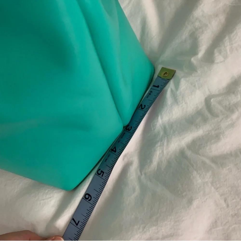 Dooney & Bourke southwest Turquoise Barlow purse
Like New !!!!!! SALE!!!!!!! - Picture 8 of 11